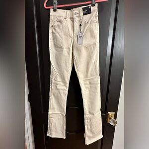 NWT Express Skyscraper Mid Rise Jeans in Cream 0R